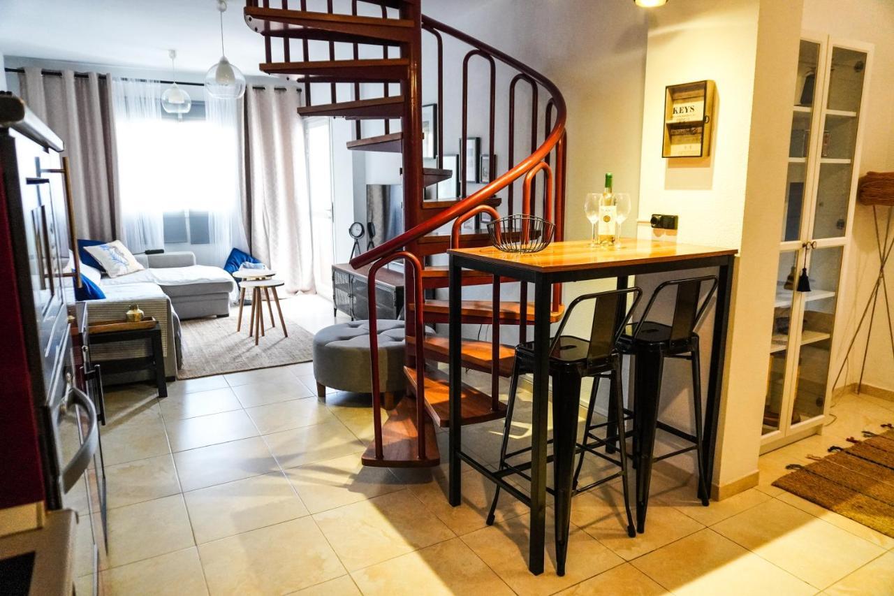 Comfortable Duplex With Garage And Working Space 圭马尔港 外观 照片